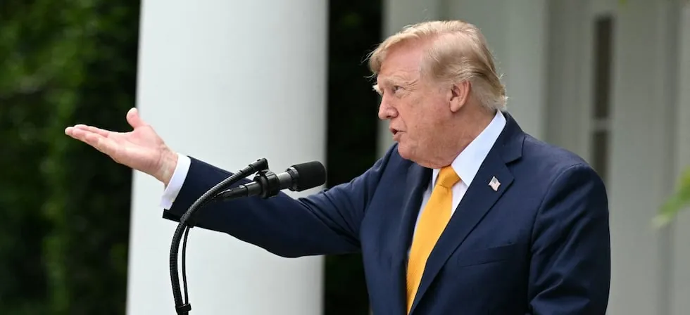 Trump dice que ya no hay minas en Ormuz y advierte a Irán sobre colocar nuevos explosivos