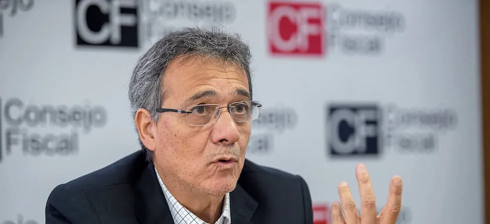 Consejo Fiscal pide al nuevo Gobierno anular leyes sobre pensiones, trabajadores CAS y creación de universidades tras fallo del TC