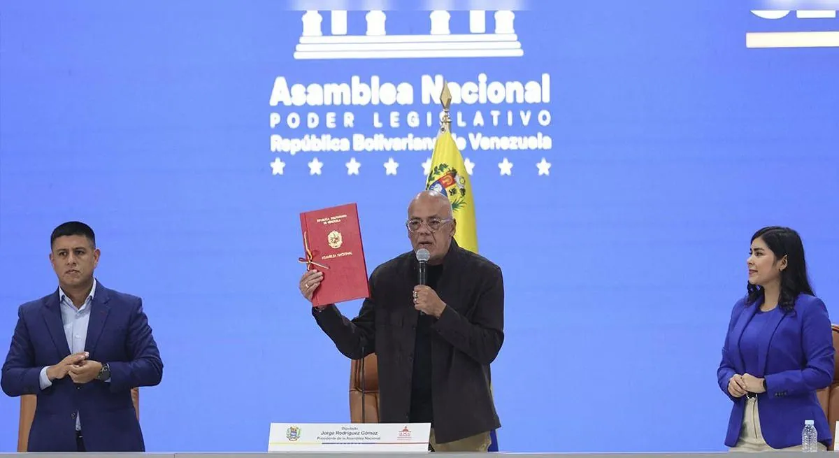 Gobierno y oposición inician diálogo en Venezuela con respaldo de EE.UU. mientras Trump habla del estado 51