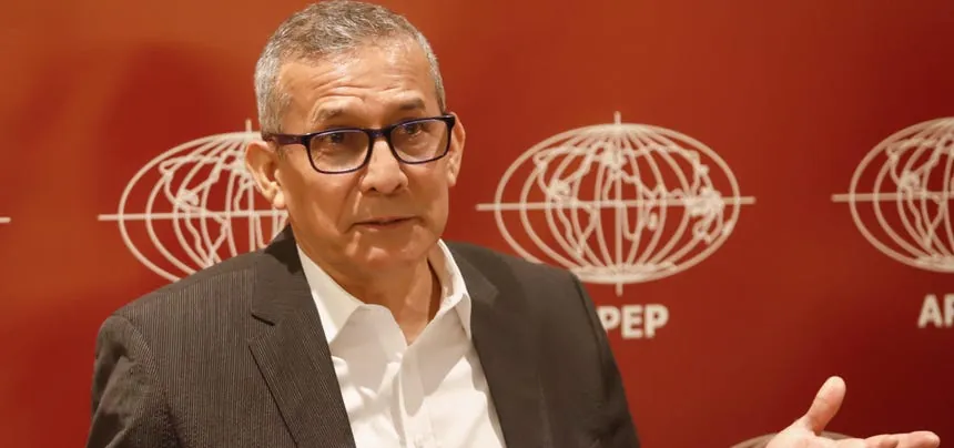 Ollanta Humala afirma ante prensa extranjera que salió "más fuerte" de prisión y anuncia que demandará al Estado peruano