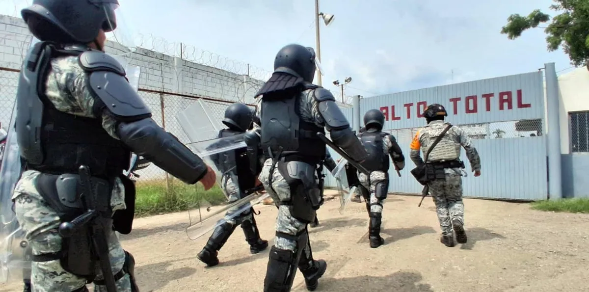 Al menos diez muertos y dieciséis heridos deja pelea en una cárcel del noroeste de México