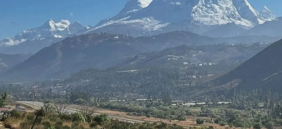 Búsqueda en el Huascarán: hallan carpas y pertenencias tres montañistas tras 48 horas de su desaparición