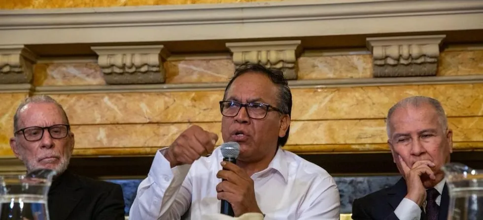Roberto Sánchez anuncia coalición legislativa con López Chau y Belmont