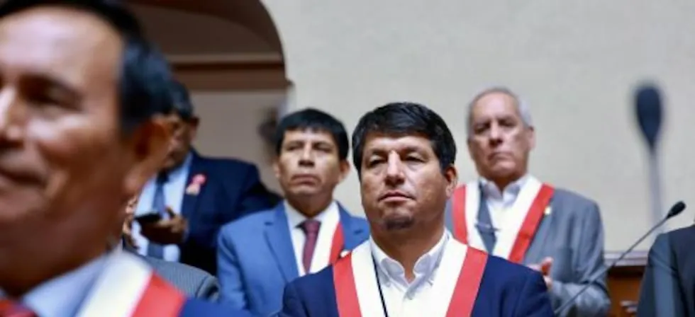 Senadores de Juntos por el Perú piden esperar investigación ante denuncia contra diputado Julián Pérez