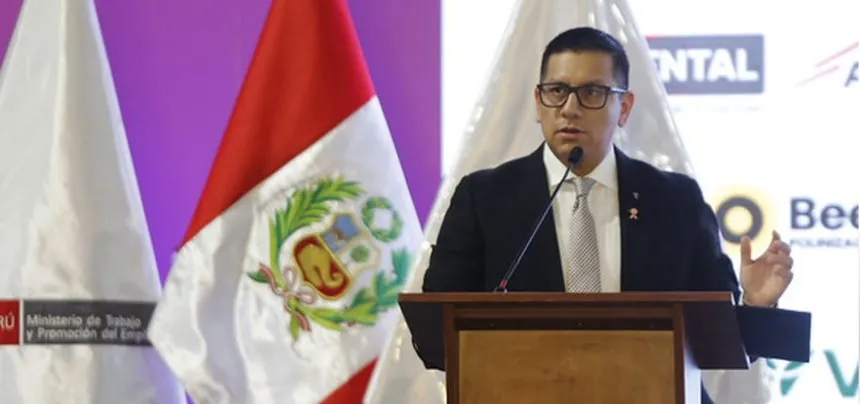 Escándalo en el Ministerio de Trabajo: acusan a Freddy Solano de presentar certificado laboral falso para ser contratado en el Estado