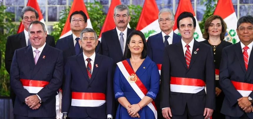 Keiko Fujimori tomó juramento a su primer Gabinete Ministerial presidido por Luis Galarreta: así quedó conformado