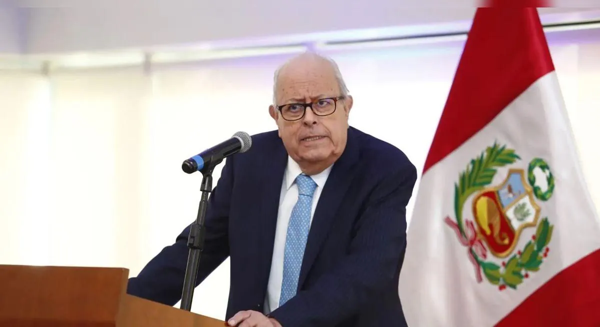 Julio Velarde alerta sobre impacto económico del fenómeno de El Niño