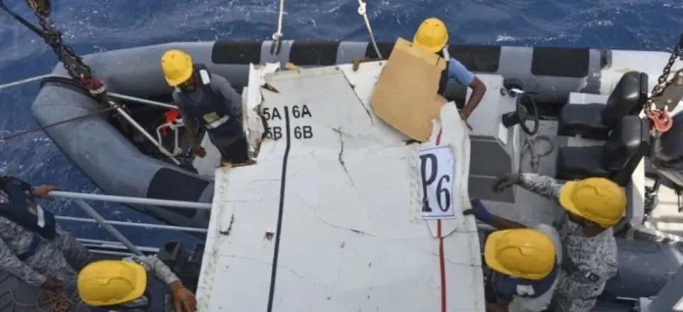 Hallan en el mar los restos del avión de carga desaparecido en Pakistán con cinco tripulantes