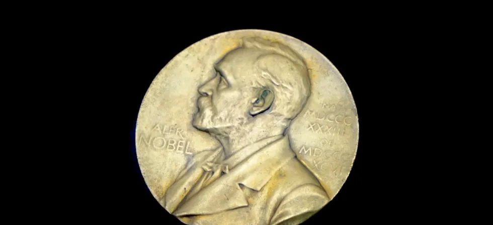 Cómo los galardonados con el Nobel de Química revolucionaron la fabricación de medicamentos y otros materiales