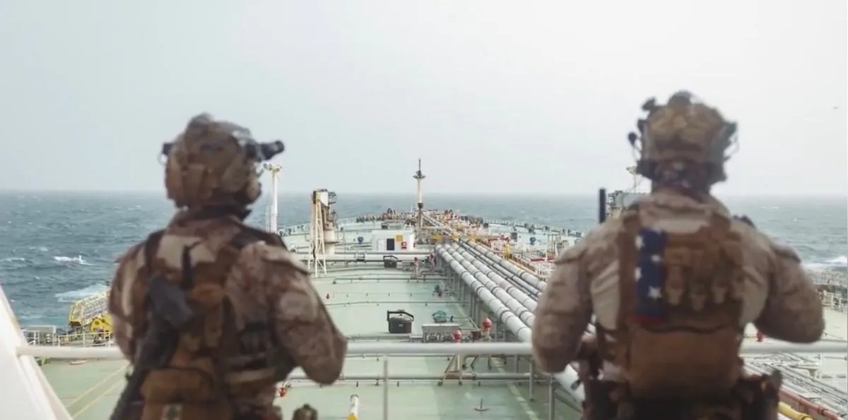EE.UU. ha logrado establecer un corredor secreto para el traslado de petróleo por el estrecho de Ormuz, según Axios