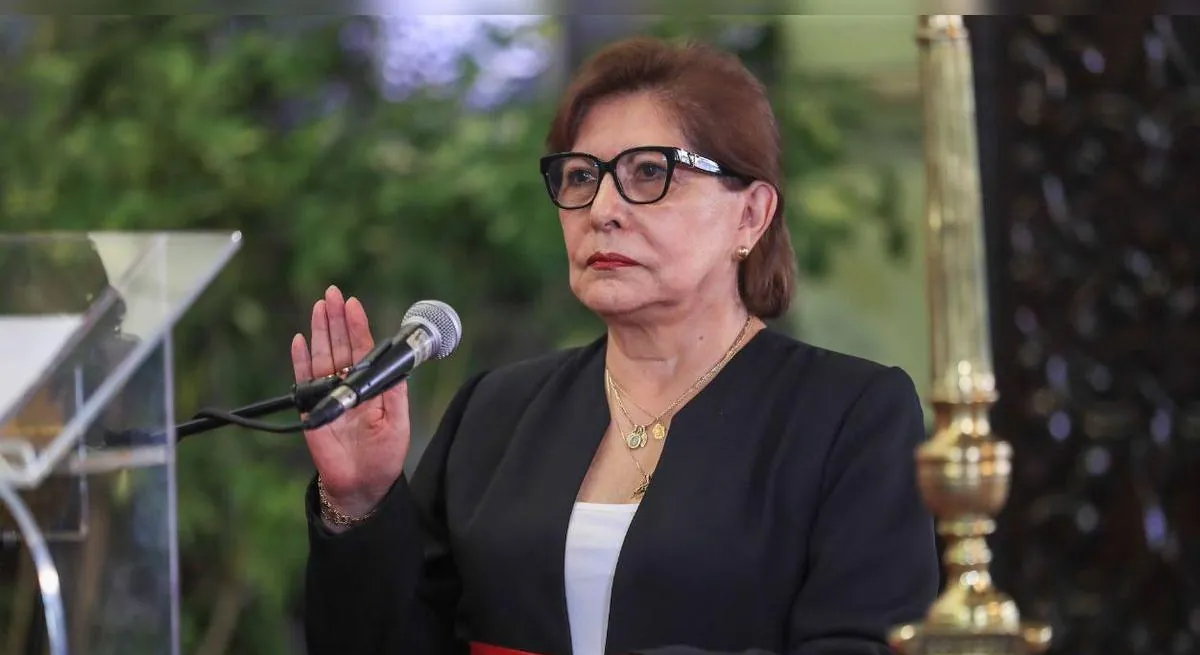 María Cuadros Espinoza presenta su renuncia irrevocable al cargo de ministra de Educación