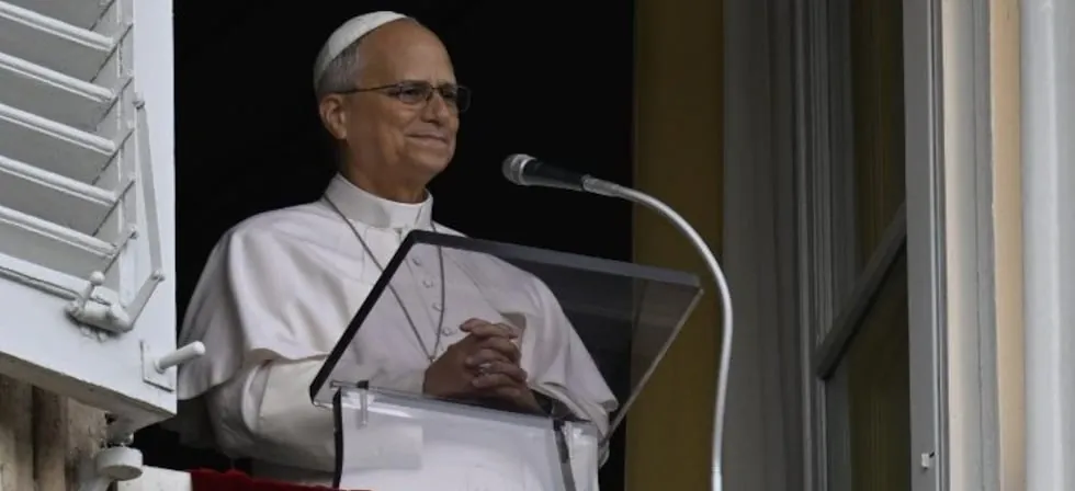 Papa León XIV reapareció en el Vaticano tras operación