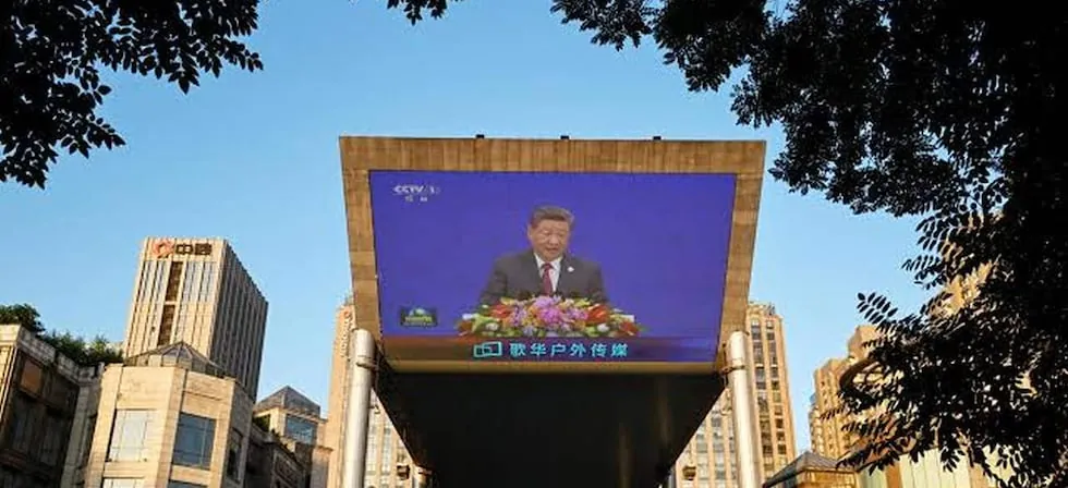 China dice que defenderá sus intereses ante anuncio de sanciones de Estados Unidos contra Irán