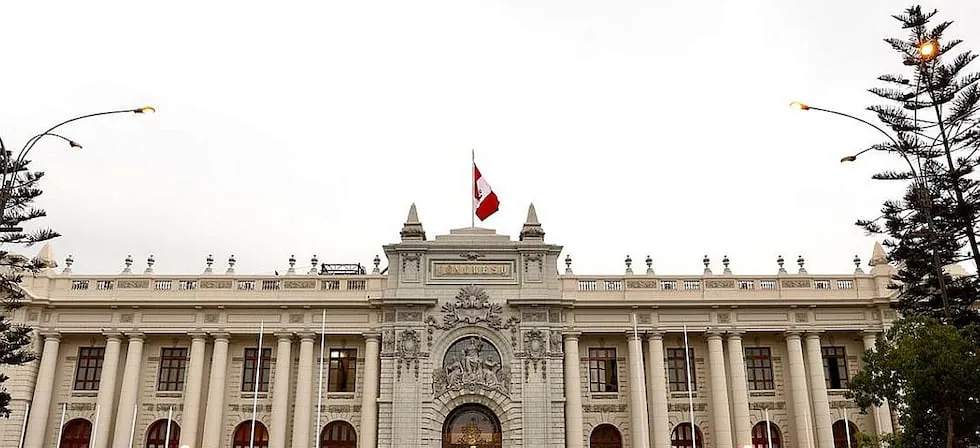 Editorial de Gestión: Martes de estreno