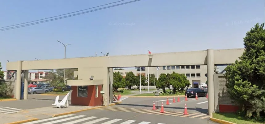 Marina de Guerra dispone separación de directora, docente y entrenador de fútbol del Liceo Naval Almirante Guise