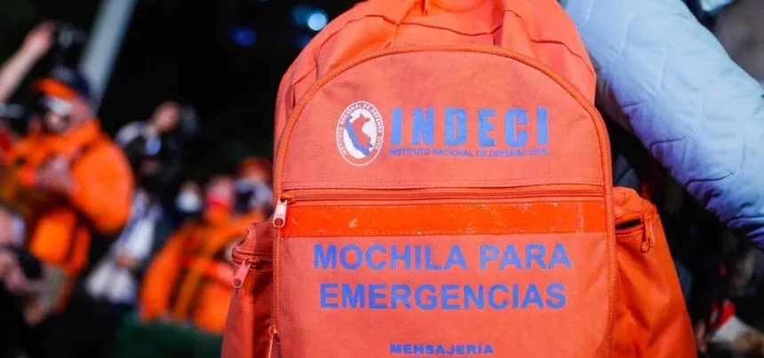 ¿Qué debe contener una mochila de emergencia para sismos?