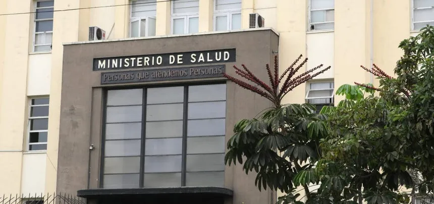 Minsa dispone retiro de dos marcas de agua de mesa y recomienda a la población evitar su consumo: ¿qué pasó?