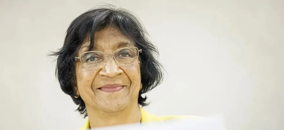 La nueva Nobel de la Paz bromea con entregar su galardón a Trump