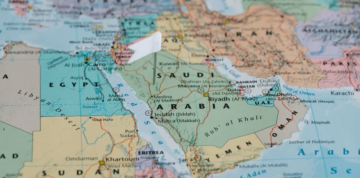 EE.UU. firma acuerdo nuclear con Arabia Saudita y estaría abriendo camino al enriquecimiento de uranio en territorio árabe