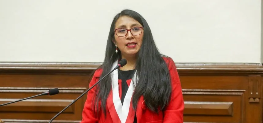Ruth Luque señala que no asistirá a sesión de la Comisión de Constitución del Senado convocada para este lunes