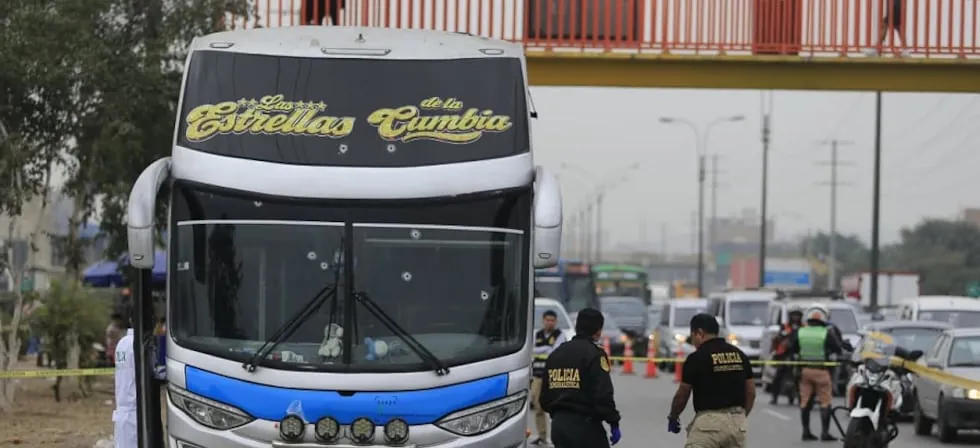 Dos nuevos ataques a buses en Lima: transporte suma más de 200 atentados en los últimos dos años