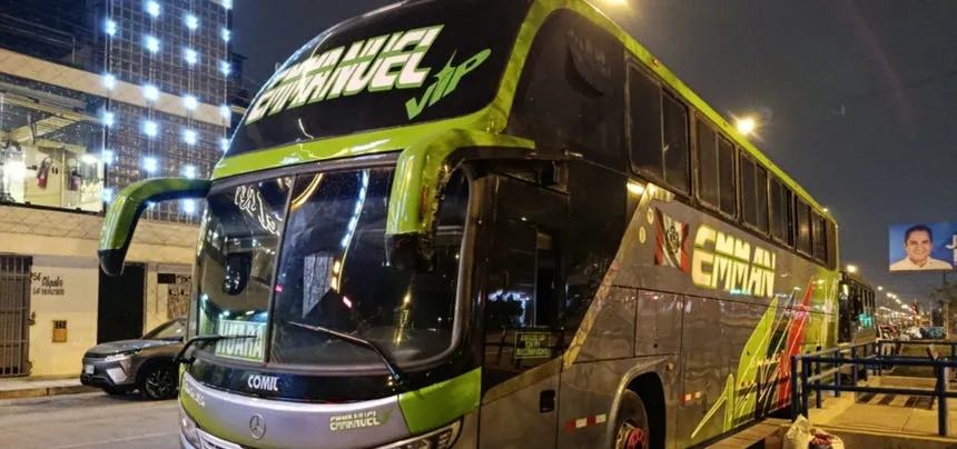 Los Olivos: sujeto atacó a balazos un bus interprovincial de la empresa Emmanuel en plena ruta