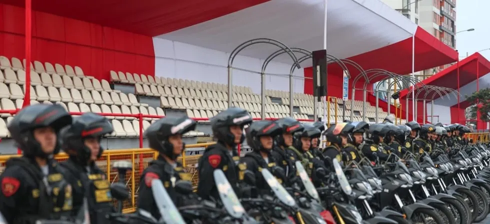 MEF critica alza en pensiones de militares y policías: Nadie se jubila al 100% del último sueldo