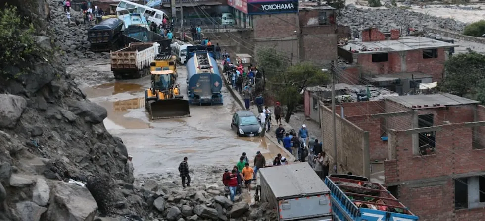 Senamhi prevé lluvias anticipadas, altas temperaturas y mayor radiación UV por evolución de El Niño Costero