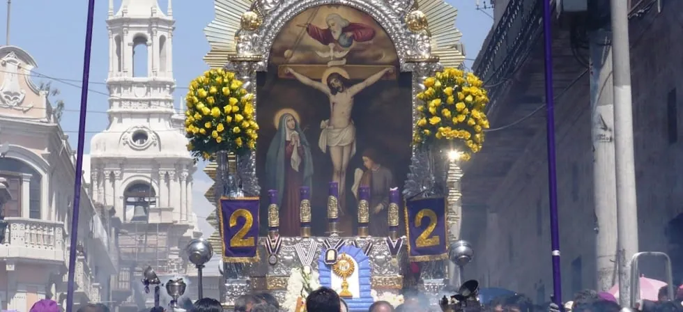 Señor de los Milagros: conoce las calles que recorre en su tercera salida