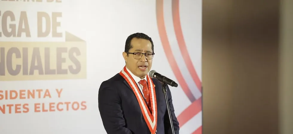 Presidente del JNE sobre entrega de credenciales a Keiko Fujimori: “Marca un hito histórico en torno a la participación femenina”