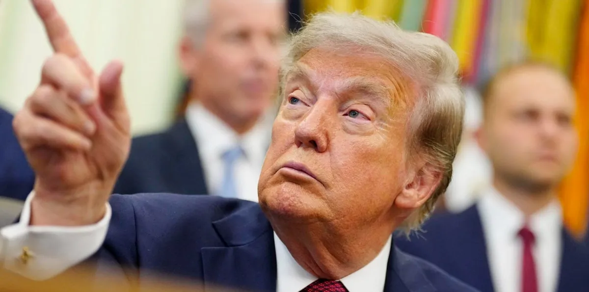 Donald Trump critica actitud "hipócrita" de Irán y amenaza con bloqueo hasta llegar a un acuerdo