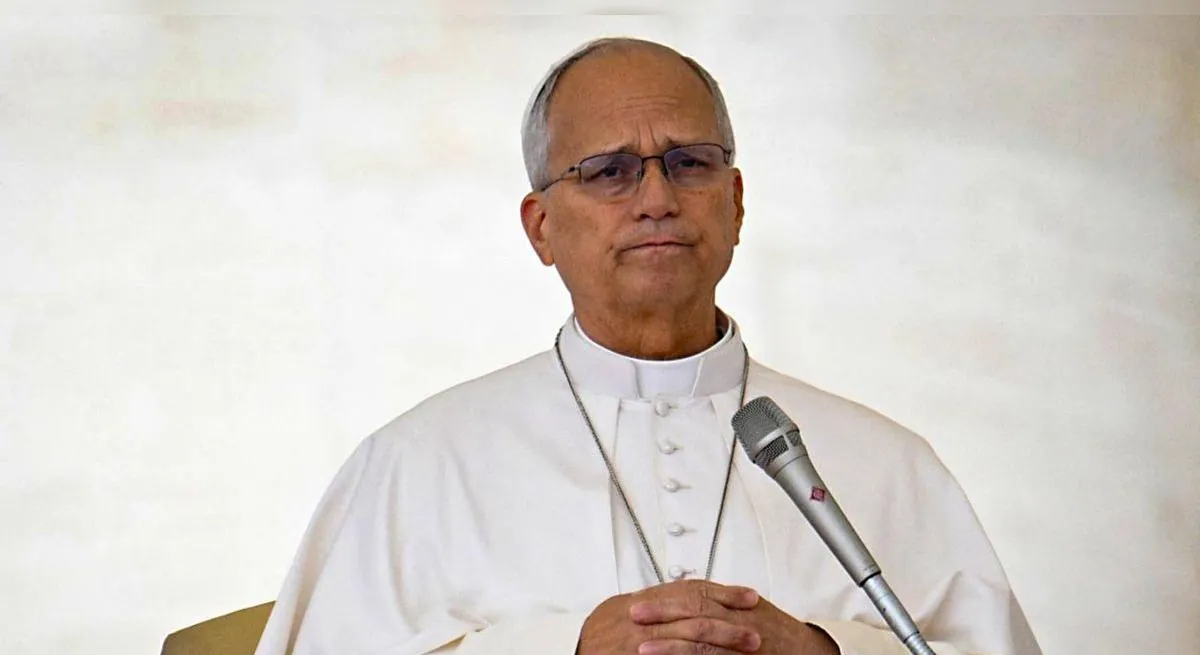 El Vaticano confirma que el papa León XIV será operado a comienzos de semana y estará hospitalizado unos siete días