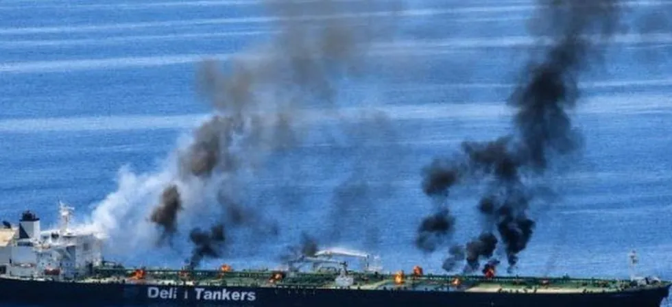 Rebeldes de Yemen reivindican ataque en el mar Rojo, EE.UU. vuelve a bombardear a Irán