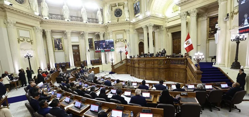 Comisión de Constitución del Senado evaluará este viernes dictamen de facultades solicitadas por el Ejecutivo