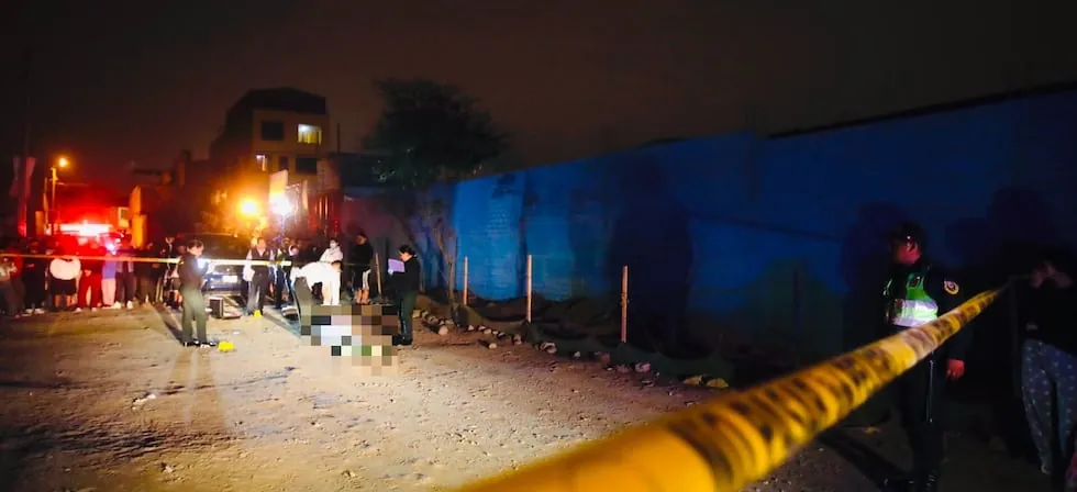 Mujer es asesinada por sicarios tras posible ajuste de cuentas en San Martín de Porres