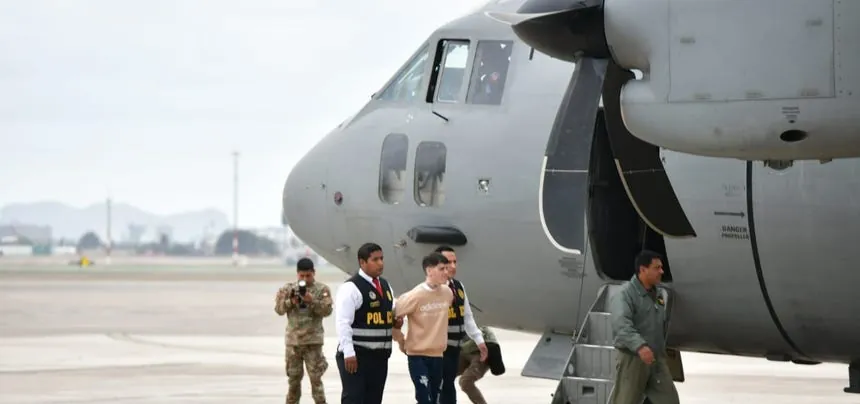 Expulsan a tres miembros de la organización criminal Tren de Aragua tras cumplir condena en el país