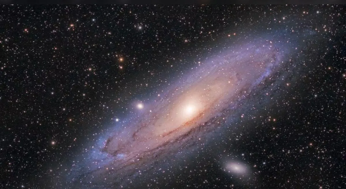 Astrónomos detectan el azúcar de las frambuesas en el centro de la Vía Láctea que ayudaría a explicar el origen de la vida