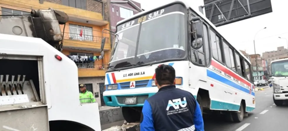 Más de 2400 vehículos informales de transporte público fueron retirados de circulación en Lima y Callao