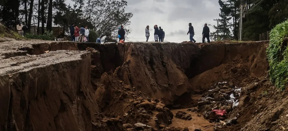 Chile declara estado de excepción por deslizamientos de tierra en Tocopilla tras temporal